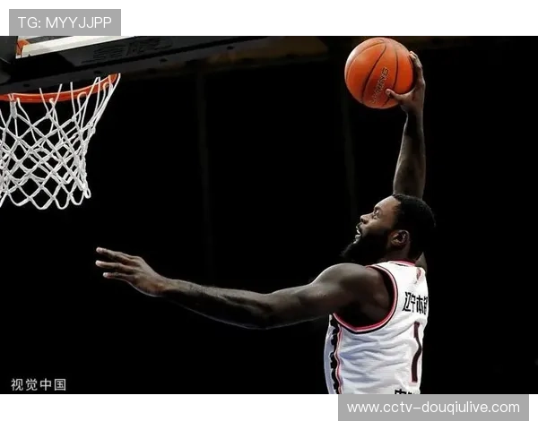 王牌四人得分上双，轻取飞翼迎七连胜